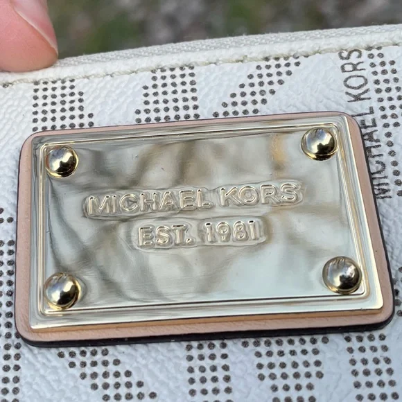 Michael Michael Kors Monogrammed White Saffiano Leather Wristlet; EUC